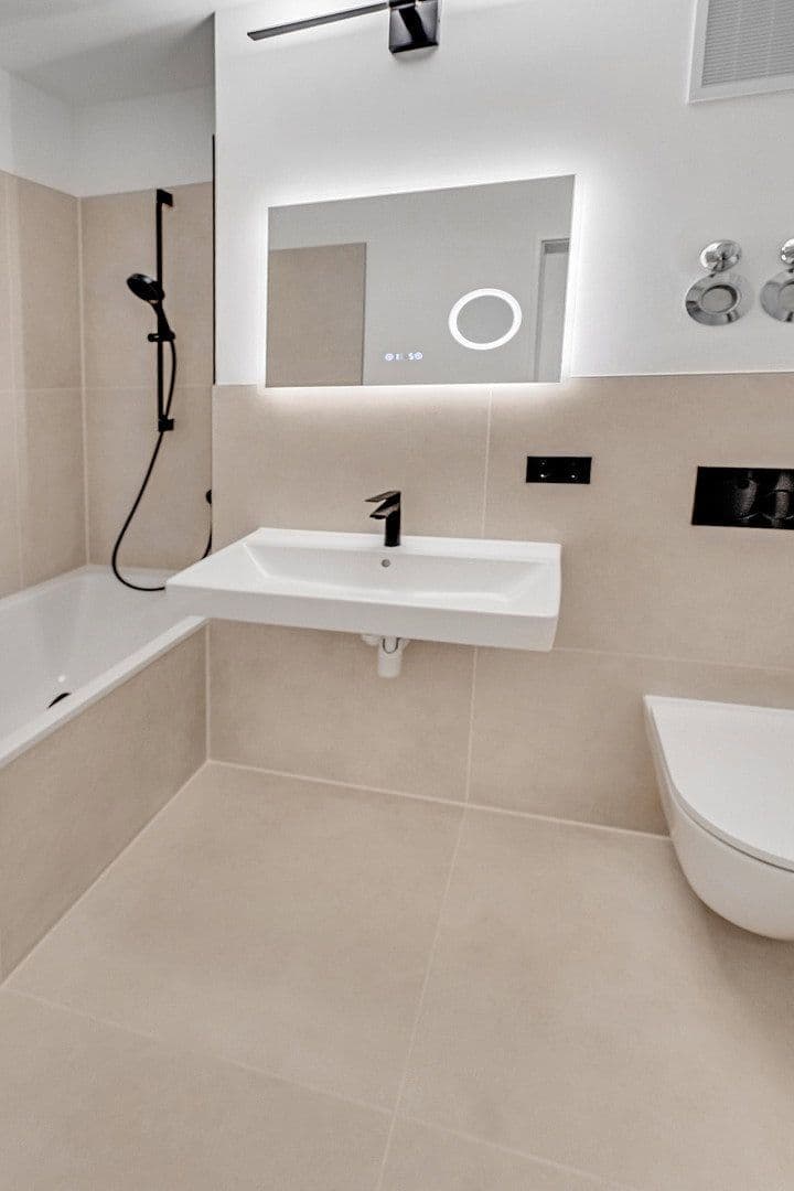 Prodej bytu 3+1 82 m², München, Bavorsko Prodej bytu 3+1 82 m², München, Bavorsko
