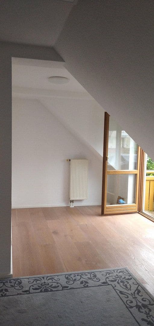 Prodej bytu 3+1 60 m², Offenhausen, Bavorsko Prodej bytu 3+1 60 m², Offenhausen, Bavorsko