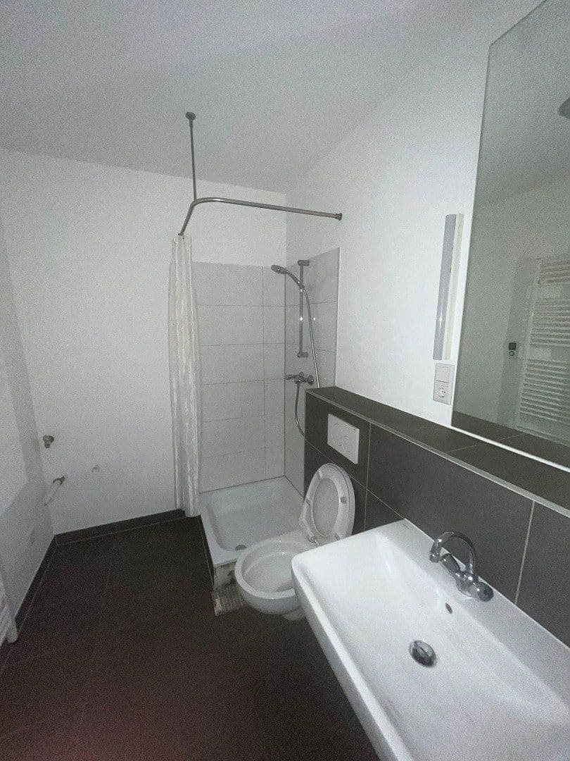 Pronájem bytu 1+1 30 m², Wuppertal, Severní Porýní-Vestfálsko Pronájem bytu 1+1 30 m², Wuppertal, Severní Porýní-Vestfálsko
