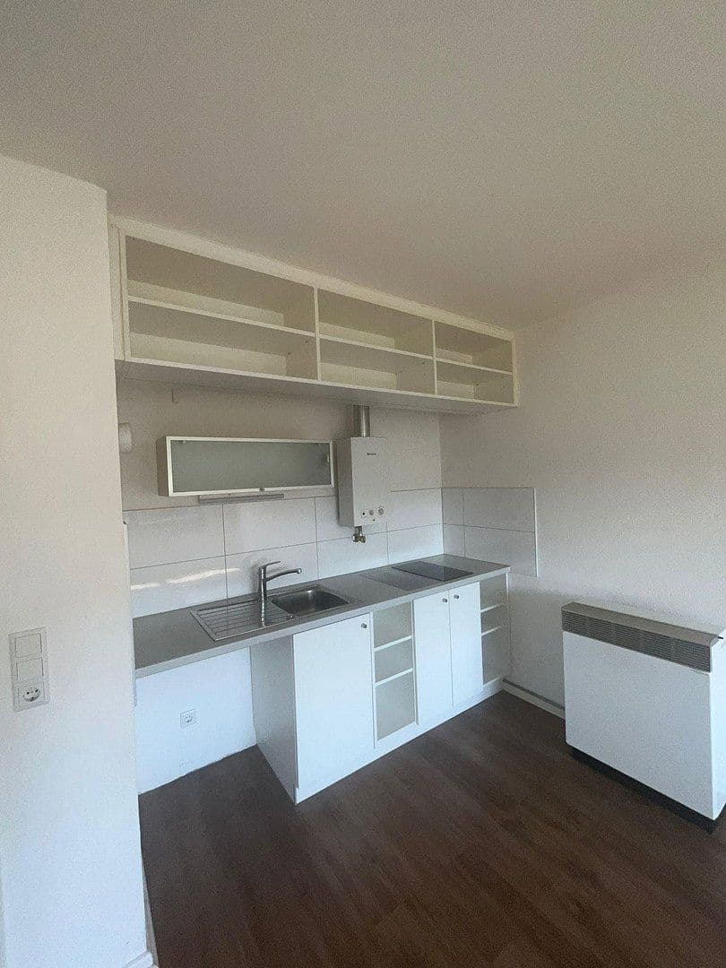 Pronájem bytu 1+1 30 m², Wuppertal, Severní Porýní-Vestfálsko Pronájem bytu 1+1 30 m², Wuppertal, Severní Porýní-Vestfálsko