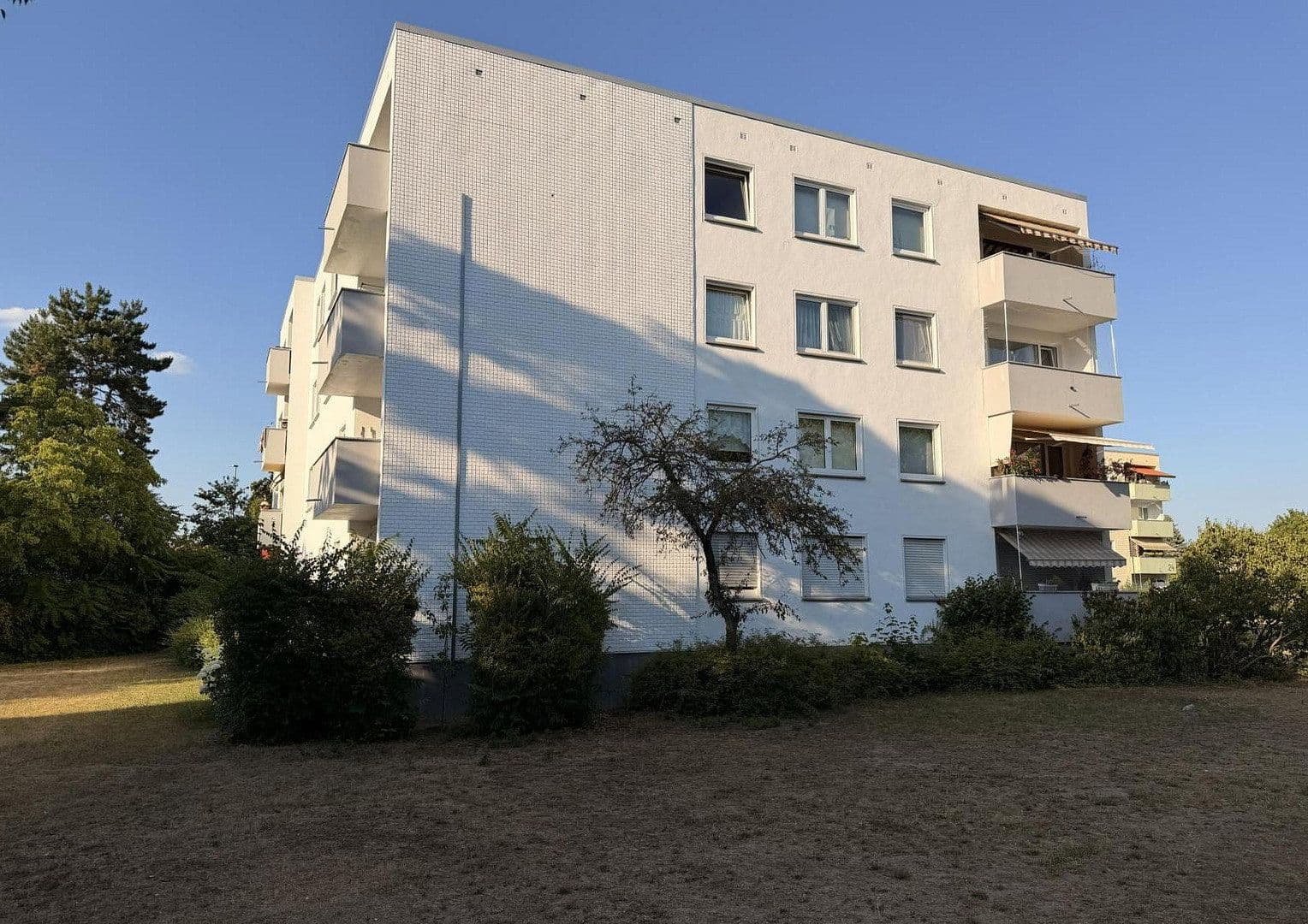 Prodej bytu 3+1 73 m², Heusenstamm, Hessen Prodej bytu 3+1 73 m², Heusenstamm, Hessen