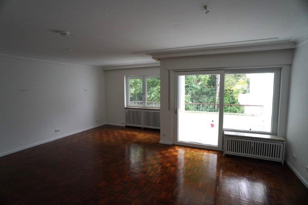 Prodej bytu 3+1 120 m², Kronberg im Taunus, Hessen Prodej bytu 3+1 120 m², Kronberg im Taunus, Hessen