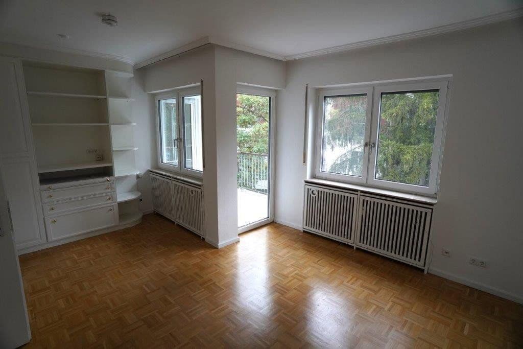 Prodej bytu 3+1 120 m², Kronberg im Taunus, Hessen Prodej bytu 3+1 120 m², Kronberg im Taunus, Hessen