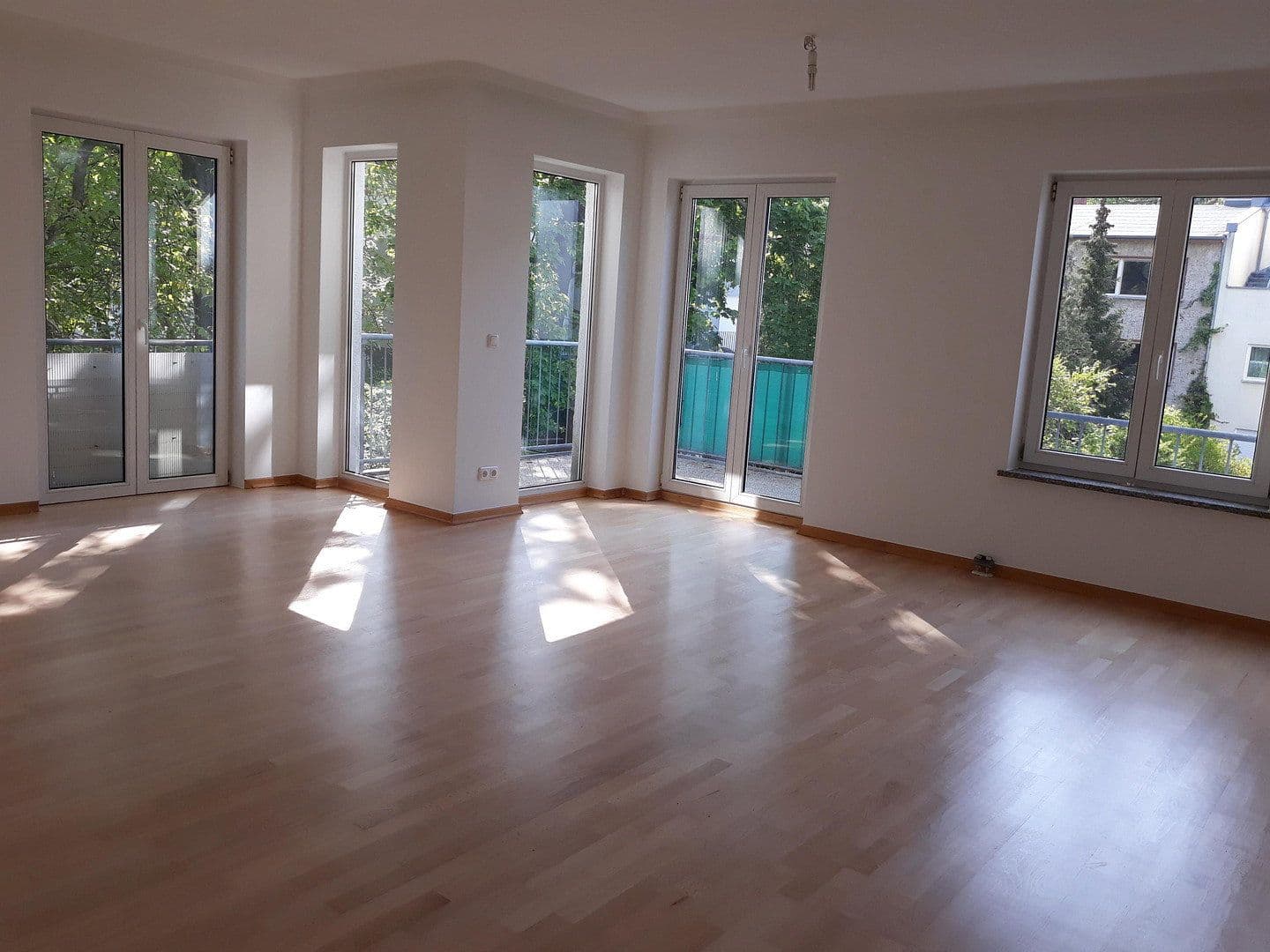 Prodej bytu 2+1 72 m², Büxensteinallee, Berlin, Berlín Prodej bytu 2+1 72 m², Büxensteinallee, Berlin, Berlín