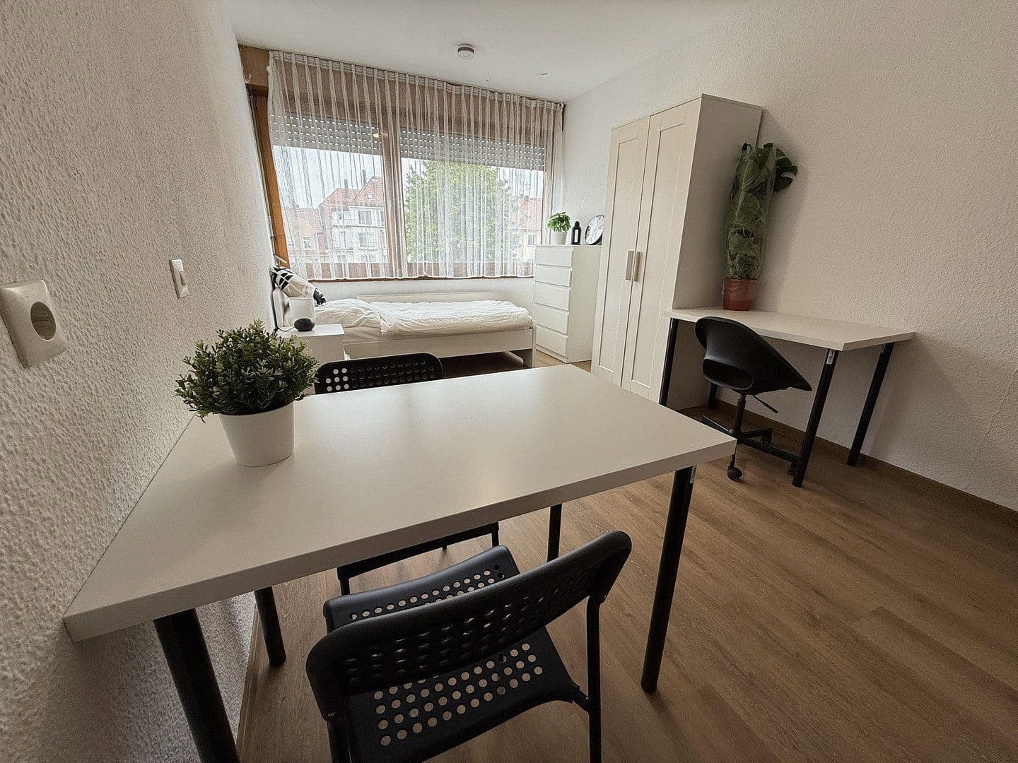 Pronájem bytu 1+1 21 m², Henkestraße 71, Erlangen, Bavorsko Pronájem bytu 1+1 21 m², Henkestraße 71, Erlangen, Bavorsko