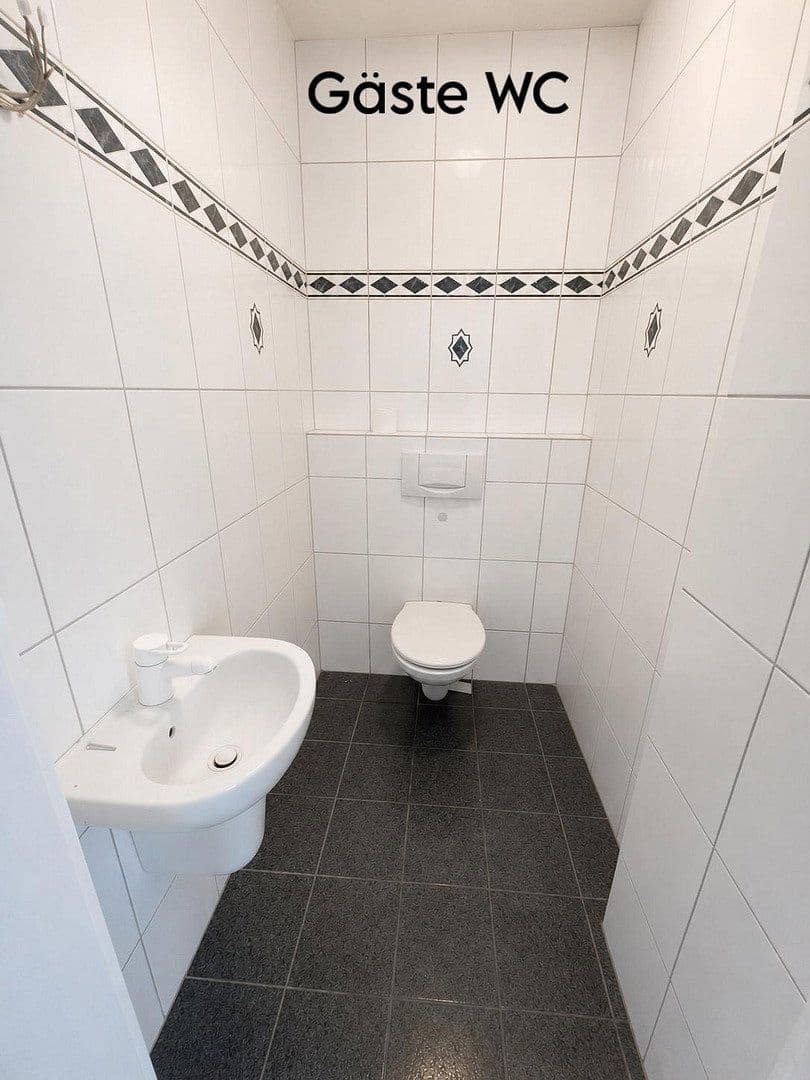 Prodej bytu 3+1 135 m², Hackenberg 16, Remscheid-Lennep, Severní Porýní-Vestfálsko Prodej bytu 3+1 135 m², Hackenberg 16, Remscheid-Lennep, Severní Porýní-Vestfálsko