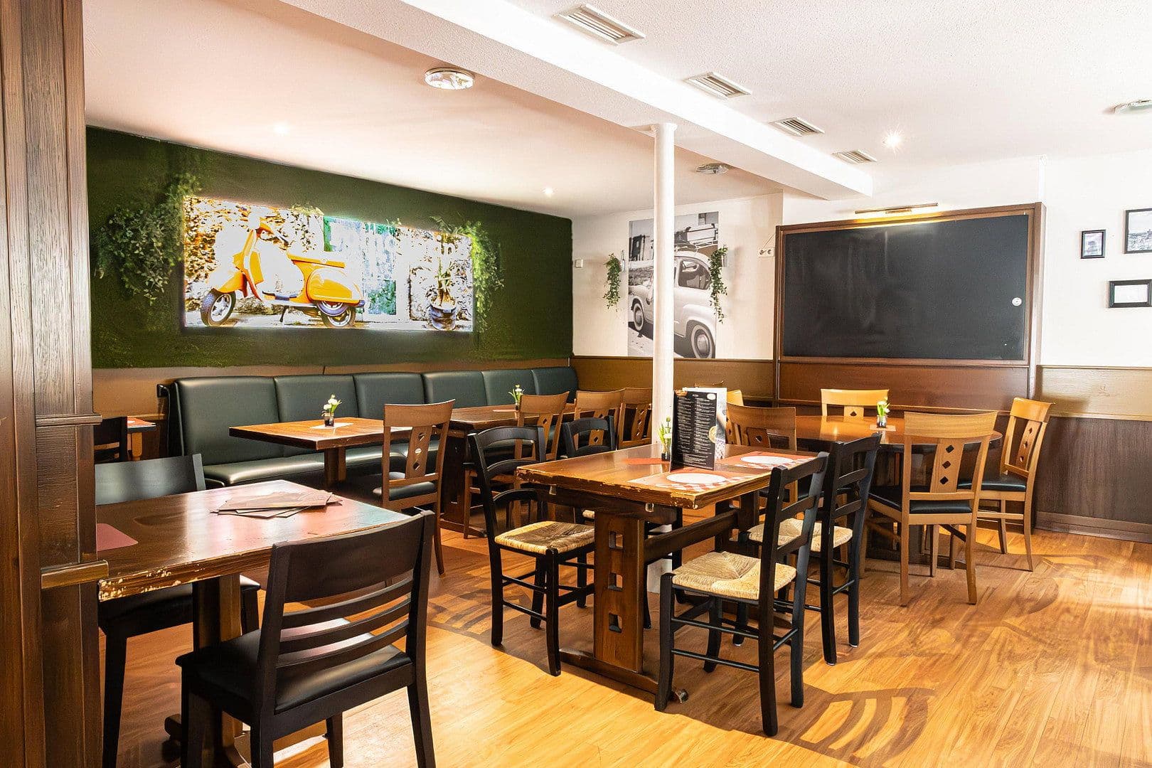 Pronájem nebytového prostoru 200 m², Hauptstraße 16, Bühl, Bádensko-Württembersko Pronájem nebytového prostoru 200 m², Hauptstraße 16, Bühl, Bádensko-Württembersko