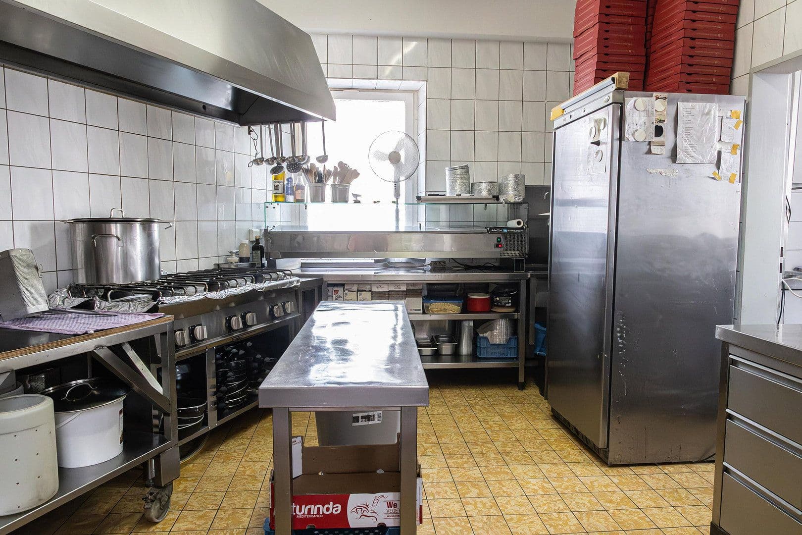 Pronájem nebytového prostoru 200 m², Hauptstraße 16, Bühl, Bádensko-Württembersko Pronájem nebytového prostoru 200 m², Hauptstraße 16, Bühl, Bádensko-Württembersko