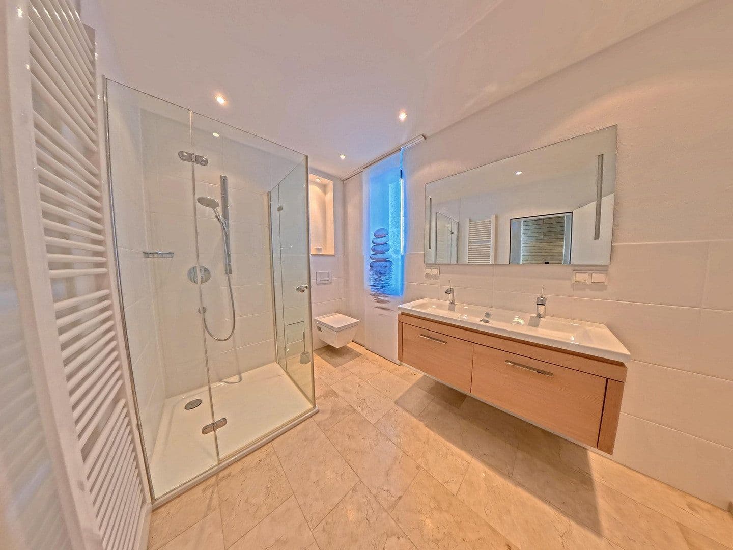Pronájem domu 232 m², pozemek 180 m², Neustadt am Rübenberge, Dolní Sasko Pronájem domu 232 m², pozemek 180 m², Neustadt am Rübenberge, Dolní Sasko