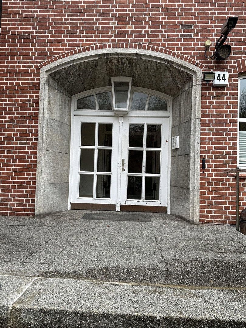 Pronájem bytu 3+1 175 m², Halenreie 40, Hamburg, Hamburg Pronájem bytu 3+1 175 m², Halenreie 40, Hamburg, Hamburg