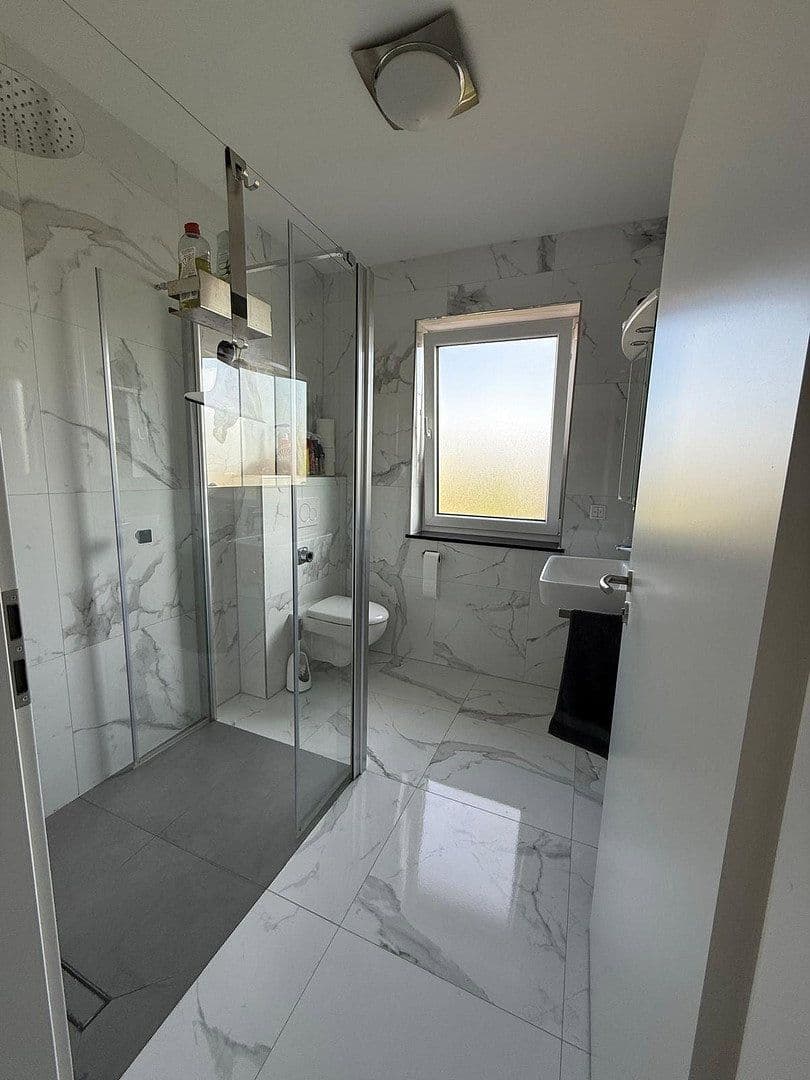 Pronájem bytu 2+kk 90 m², Friedrich-Ebert-Str. 15, Pohlheim, Hessen Pronájem bytu 2+kk 90 m², Friedrich-Ebert-Str. 15, Pohlheim, Hessen