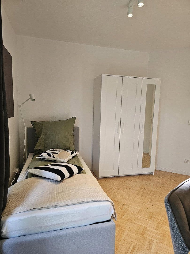 Pronájem bytu 11 m², Piesporter Straße 25, Berlin, Berlín Pronájem bytu 11 m², Piesporter Straße 25, Berlin, Berlín