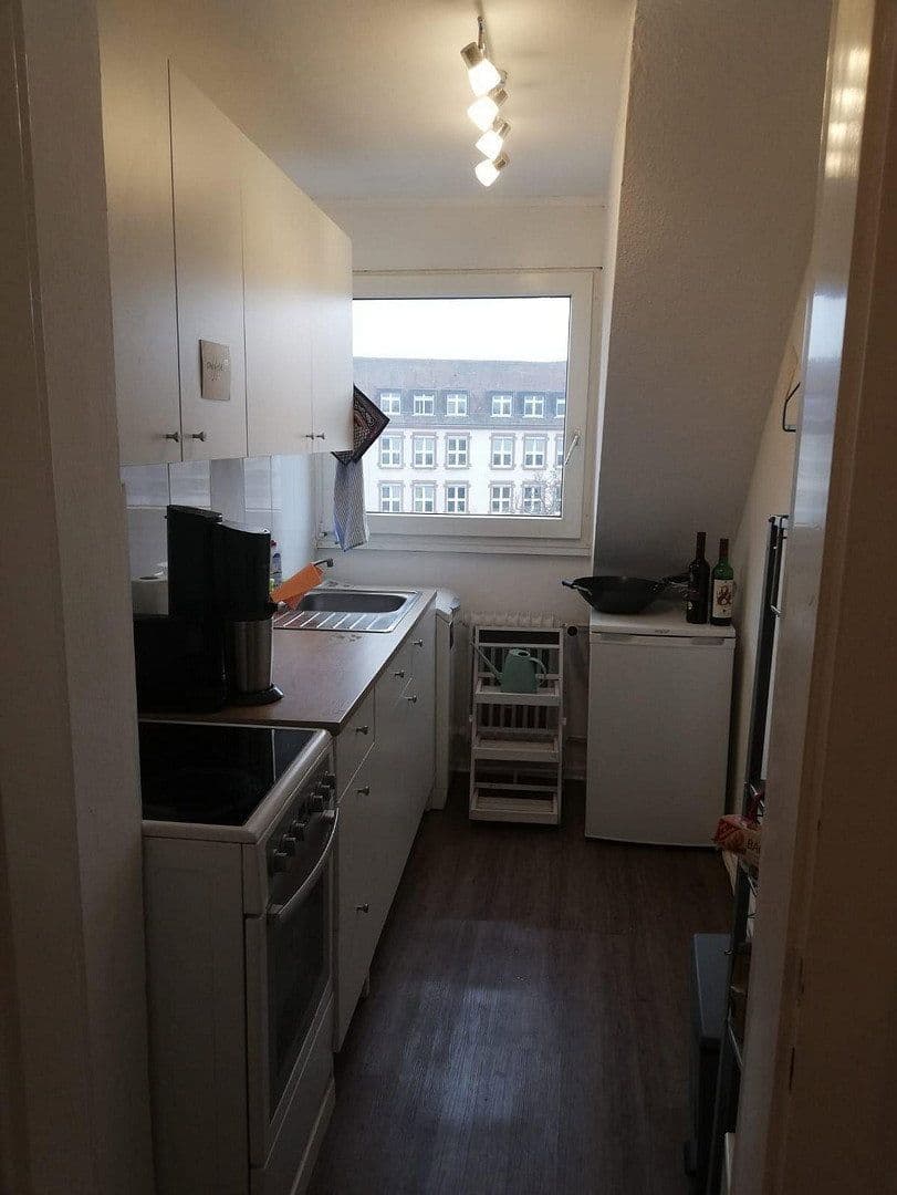 Pronájem bytu 2+1 41 m², Bibienastraße, Mannheim, Bádensko-Württembersko Pronájem bytu 2+1 41 m², Bibienastraße, Mannheim, Bádensko-Württembersko