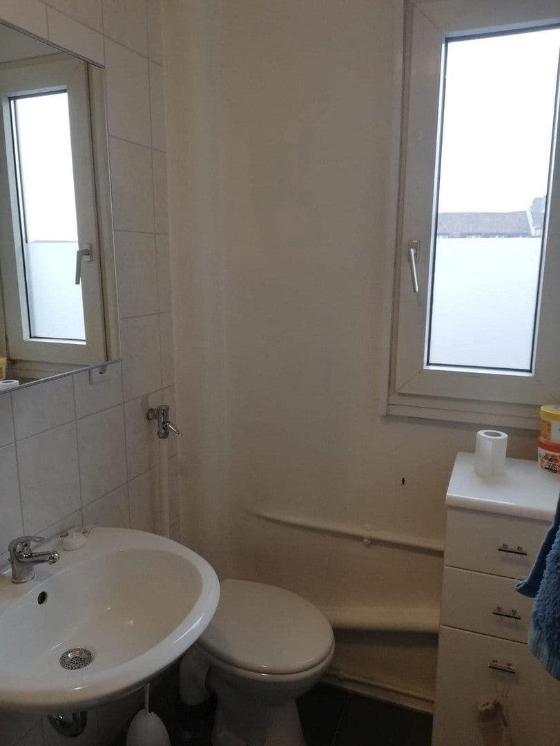 Pronájem bytu 2+1 41 m², Bibienastraße, Mannheim, Bádensko-Württembersko Pronájem bytu 2+1 41 m², Bibienastraße, Mannheim, Bádensko-Württembersko
