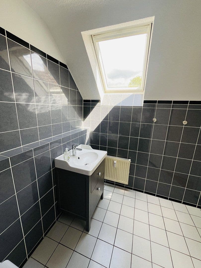 Pronájem bytu 3+1 165 m², Moselstraße 9, Duisburg, Severní Porýní-Vestfálsko Pronájem bytu 3+1 165 m², Moselstraße 9, Duisburg, Severní Porýní-Vestfálsko