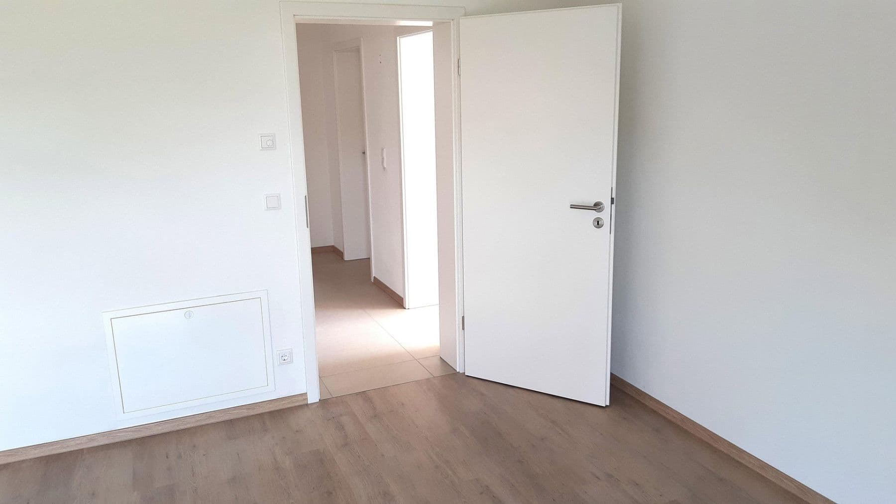 Pronájem domu 170 m², pozemek 330 m², Rohrbach/Ilm, Bavorsko Pronájem domu 170 m², pozemek 330 m², Rohrbach/Ilm, Bavorsko