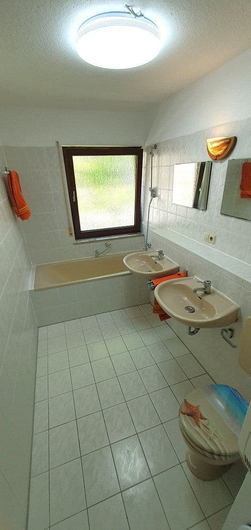Prodej bytu 4+1 90 m², Schwäbisch Hall, Bádensko-Württembersko Prodej bytu 4+1 90 m², Schwäbisch Hall, Bádensko-Württembersko