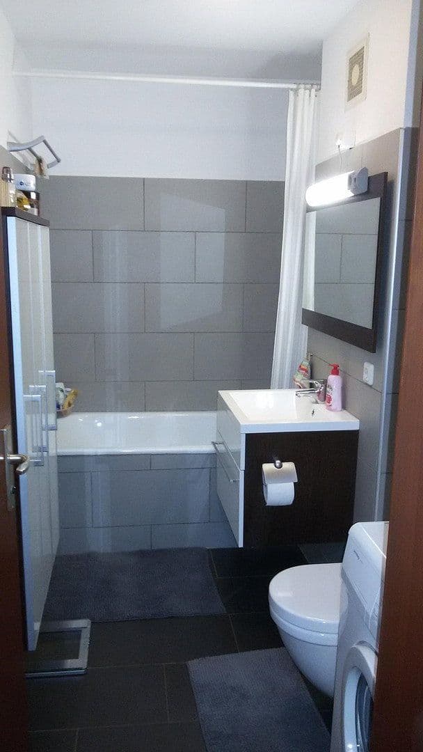 Prodej bytu 2+1 58 m², Stiftsbogen 136, München, Bavorsko Prodej bytu 2+1 58 m², Stiftsbogen 136, München, Bavorsko