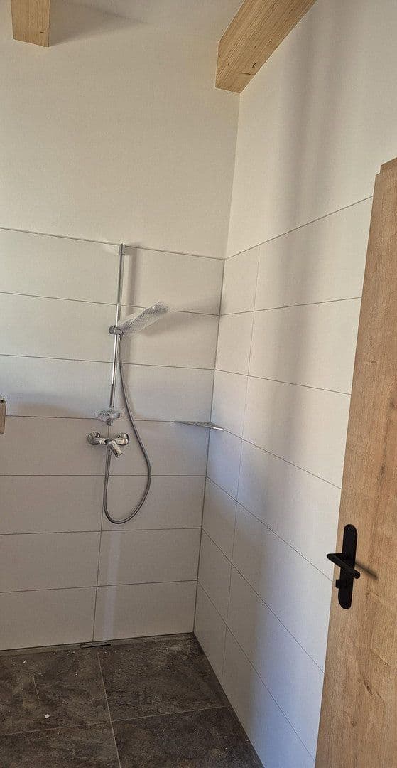 Pronájem bytu 2+1 80 m², Alt-Gielsdorf 62, Altlandsberg, Braniborsko Pronájem bytu 2+1 80 m², Alt-Gielsdorf 62, Altlandsberg, Braniborsko