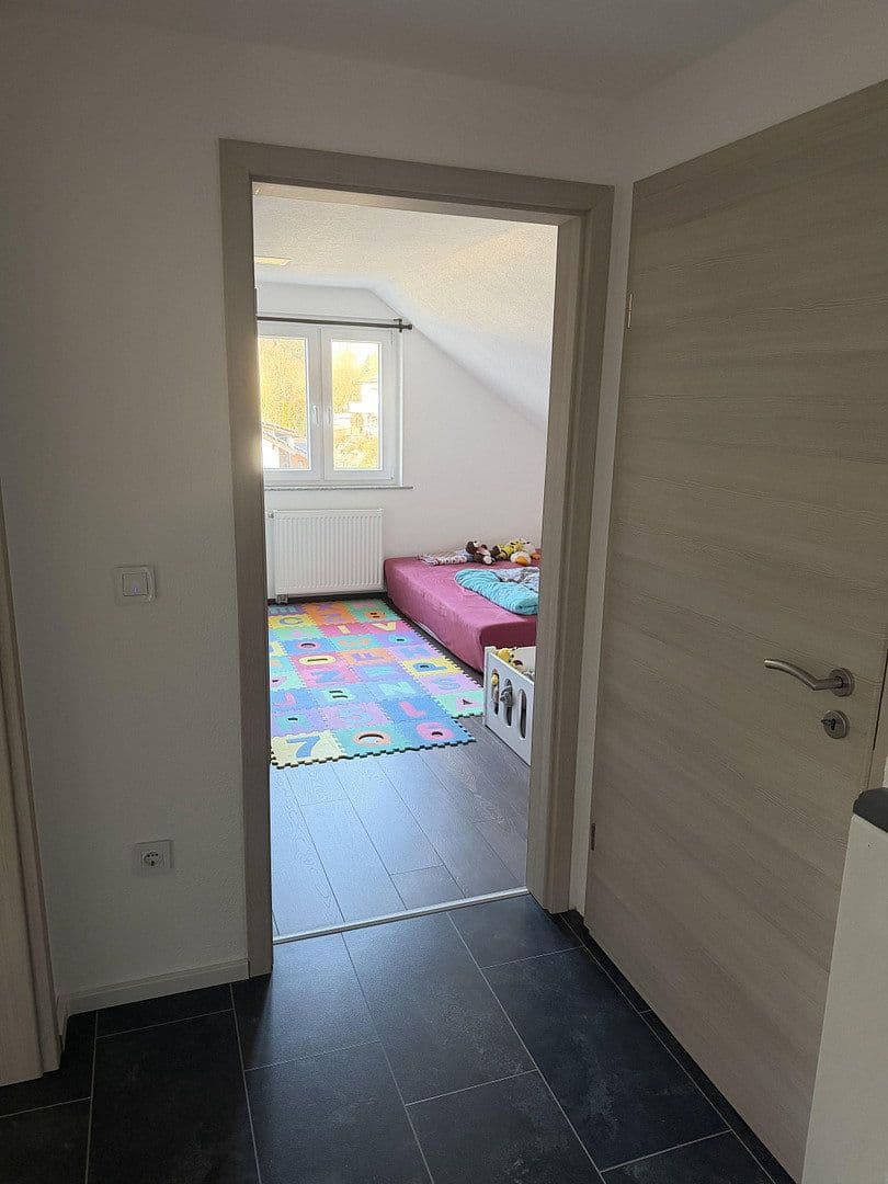Prodej domu 158 m², pozemek 711 m², Starzach, Bádensko-Württembersko Prodej domu 158 m², pozemek 711 m², Starzach, Bádensko-Württembersko