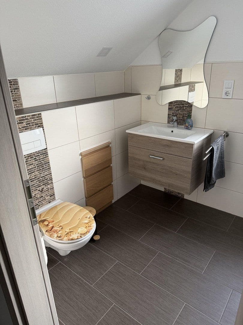 Prodej domu 158 m², pozemek 711 m², Starzach, Bádensko-Württembersko Prodej domu 158 m², pozemek 711 m², Starzach, Bádensko-Württembersko