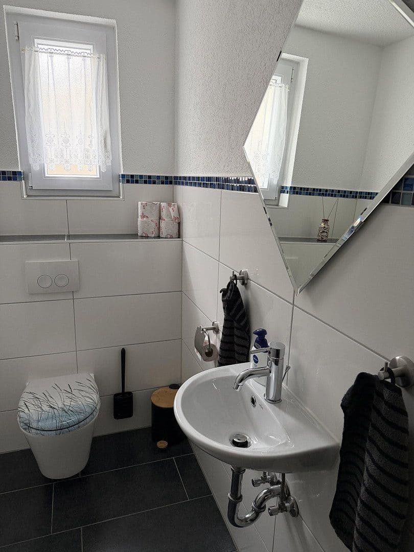 Prodej domu 158 m², pozemek 711 m², Starzach, Bádensko-Württembersko Prodej domu 158 m², pozemek 711 m², Starzach, Bádensko-Württembersko