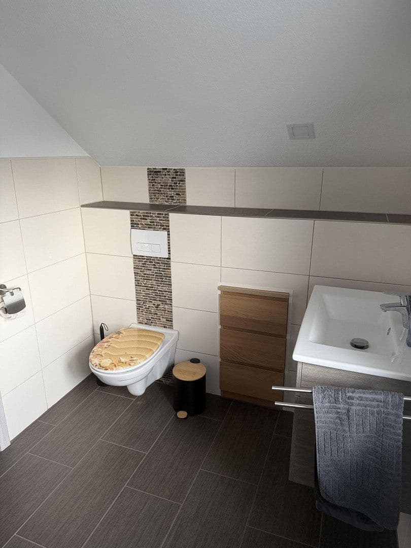 Prodej domu 158 m², pozemek 711 m², Starzach, Bádensko-Württembersko Prodej domu 158 m², pozemek 711 m², Starzach, Bádensko-Württembersko