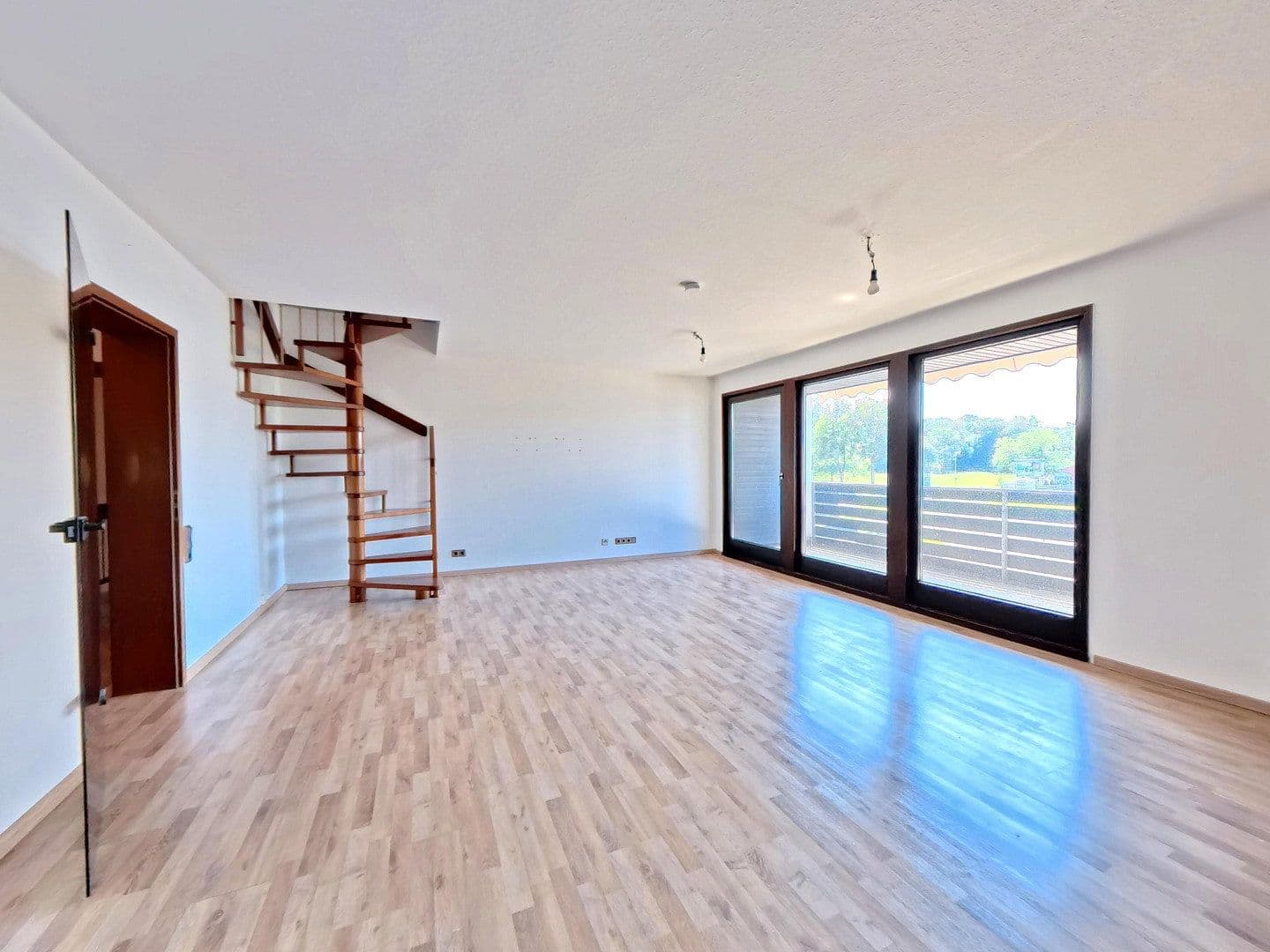 Pronájem bytu 3+1 88 m², Neustadt am Rübenberge, Dolní Sasko Pronájem bytu 3+1 88 m², Neustadt am Rübenberge, Dolní Sasko