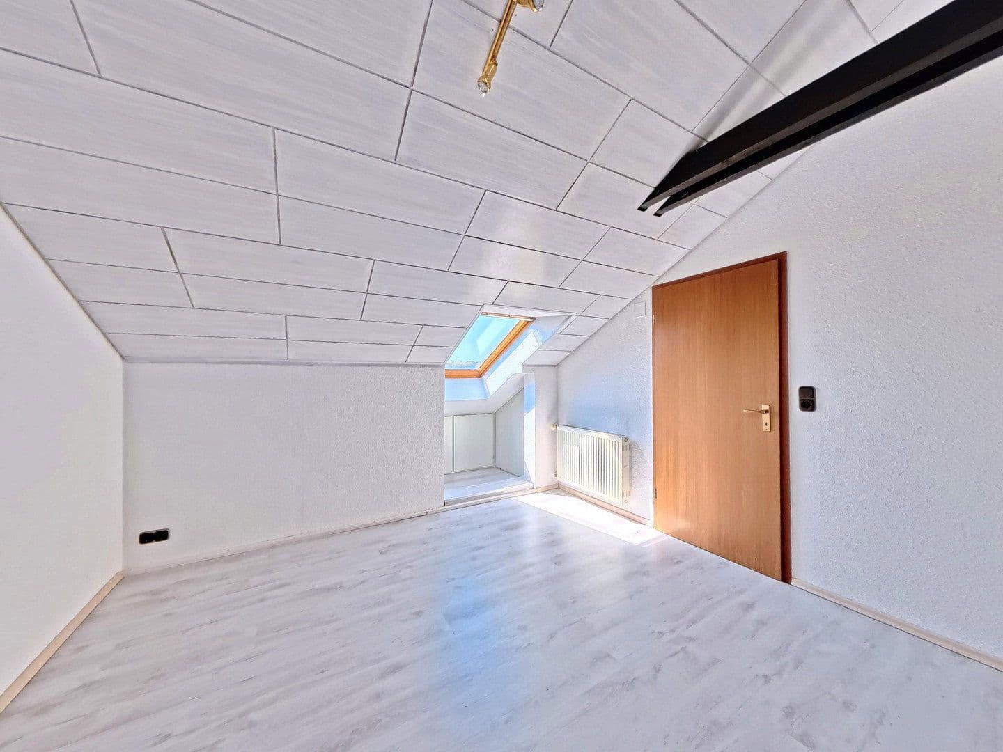 Pronájem bytu 3+1 88 m², Neustadt am Rübenberge, Dolní Sasko Pronájem bytu 3+1 88 m², Neustadt am Rübenberge, Dolní Sasko