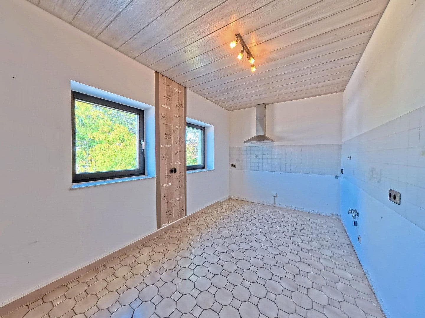Pronájem bytu 3+1 88 m², Neustadt am Rübenberge, Dolní Sasko Pronájem bytu 3+1 88 m², Neustadt am Rübenberge, Dolní Sasko