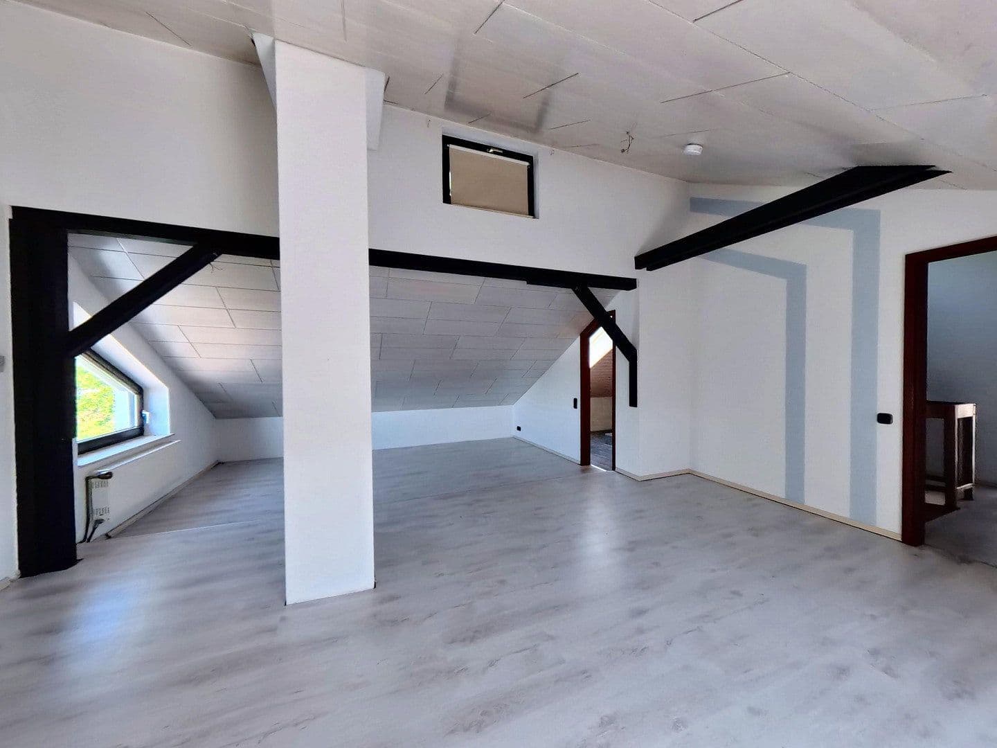 Pronájem bytu 3+1 88 m², Neustadt am Rübenberge, Dolní Sasko Pronájem bytu 3+1 88 m², Neustadt am Rübenberge, Dolní Sasko