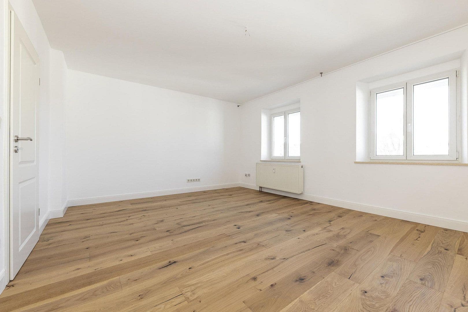 Prodej bytu 2+kk 61 m², Düsseldorf, Severní Porýní-Vestfálsko Prodej bytu 2+kk 61 m², Düsseldorf, Severní Porýní-Vestfálsko