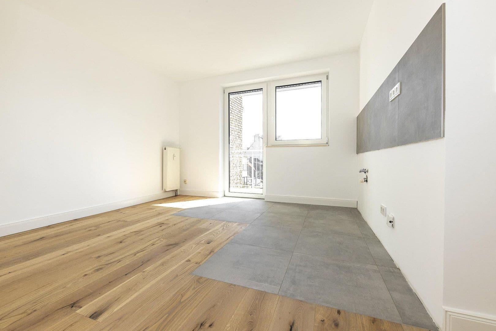 Prodej bytu 2+kk 61 m², Düsseldorf, Severní Porýní-Vestfálsko Prodej bytu 2+kk 61 m², Düsseldorf, Severní Porýní-Vestfálsko