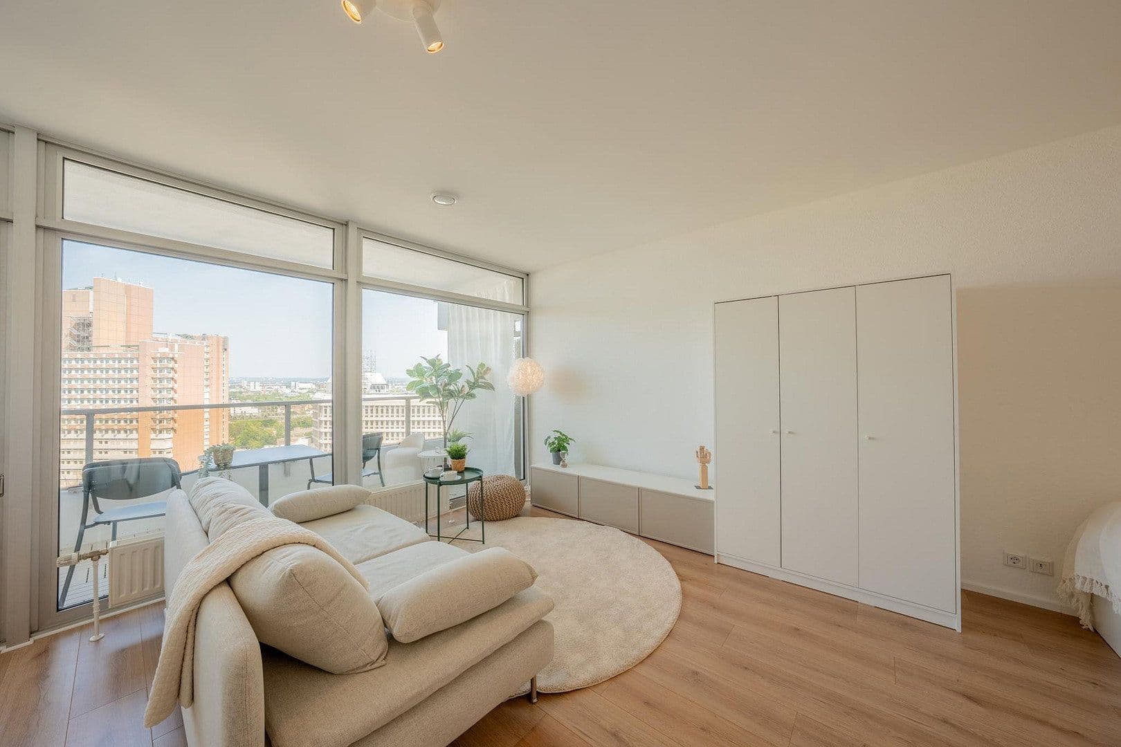 Prodej bytu 1+1 36 m², Luxemburger Straße 124-136, Köln Sülz, Severní Porýní-Vestfálsko Prodej bytu 1+1 36 m², Luxemburger Straße 124-136, Köln Sülz, Severní Porýní-Vestfálsko