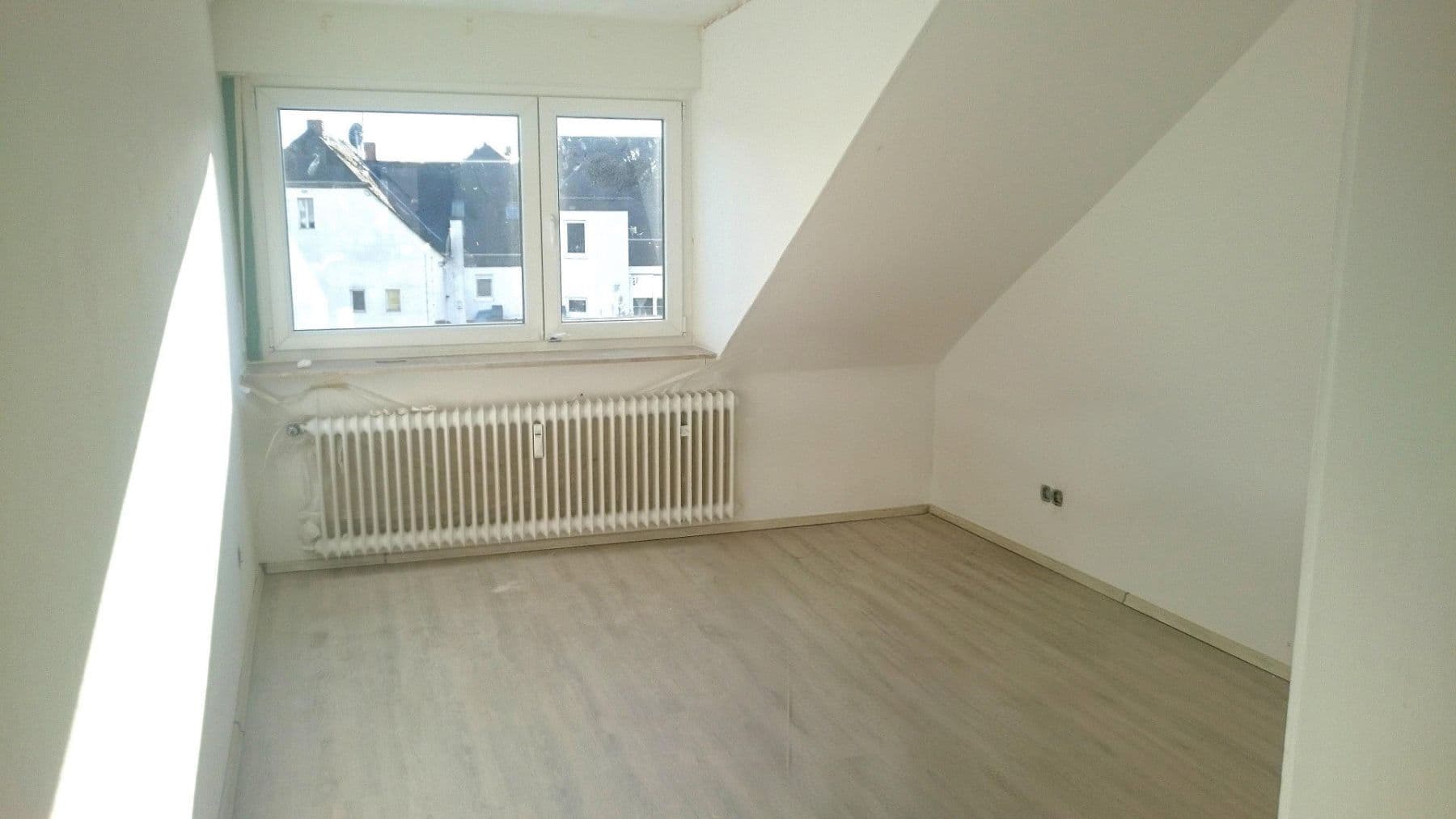 Prodej bytu 4+1 88 m², Koblenz, Porýní-Falc Prodej bytu 4+1 88 m², Koblenz, Porýní-Falc