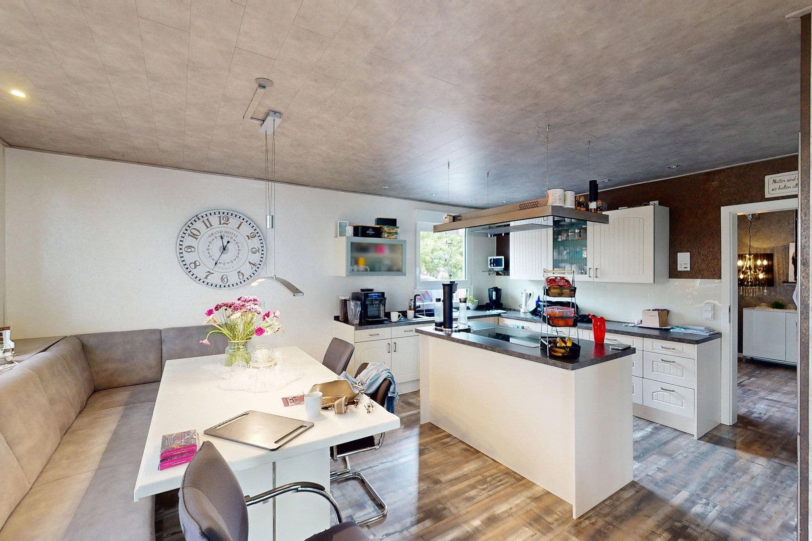 Prodej domu 306 m², pozemek 850 m², Bad Kreuznach, Porýní-Falc Prodej domu 306 m², pozemek 850 m², Bad Kreuznach, Porýní-Falc