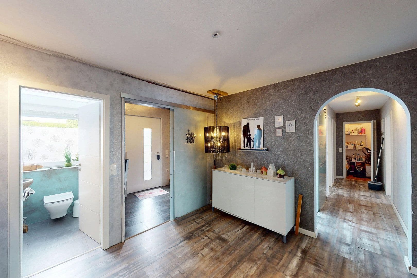 Prodej domu 306 m², pozemek 850 m², Bad Kreuznach, Porýní-Falc Prodej domu 306 m², pozemek 850 m², Bad Kreuznach, Porýní-Falc