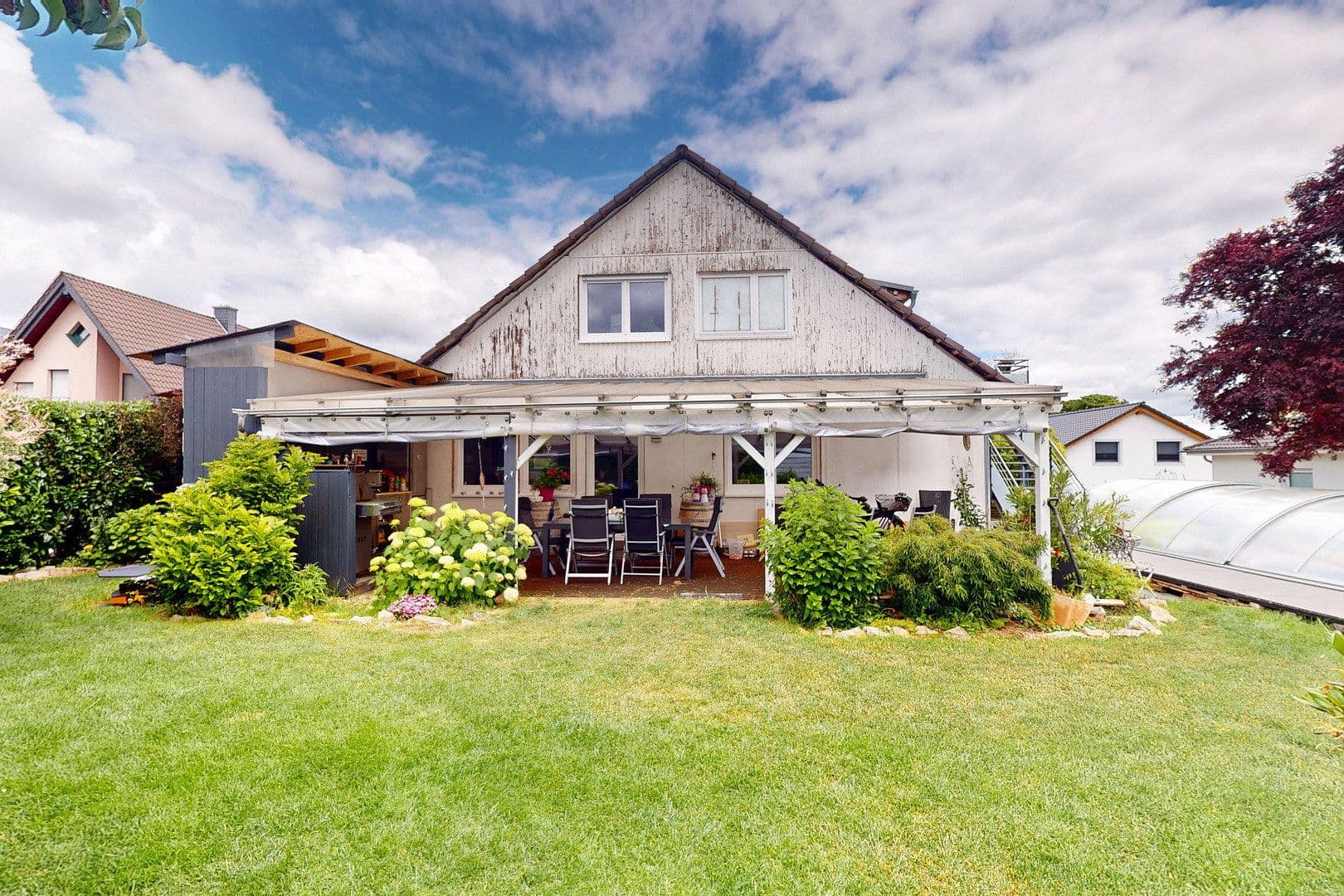 Prodej domu 306 m², pozemek 850 m², Bad Kreuznach, Porýní-Falc Prodej domu 306 m², pozemek 850 m², Bad Kreuznach, Porýní-Falc