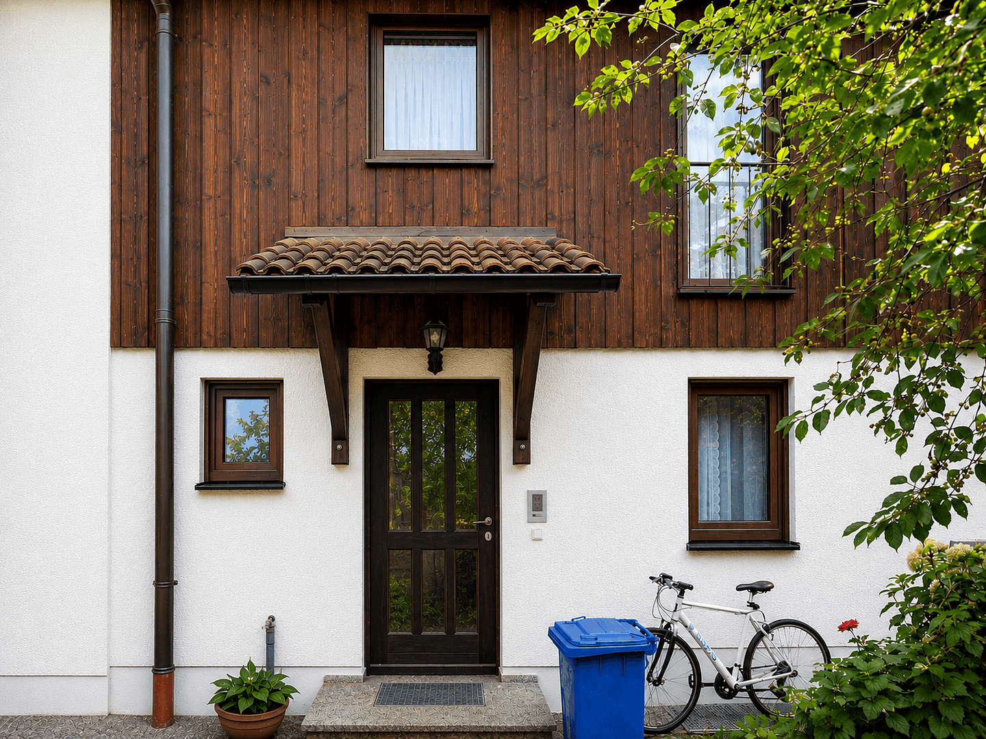 Prodej domu 154 m², pozemek 192 m², Wilhelm-Hoegner-Straße 42, München, Bavorsko Prodej domu 154 m², pozemek 192 m², Wilhelm-Hoegner-Straße 42, München, Bavorsko