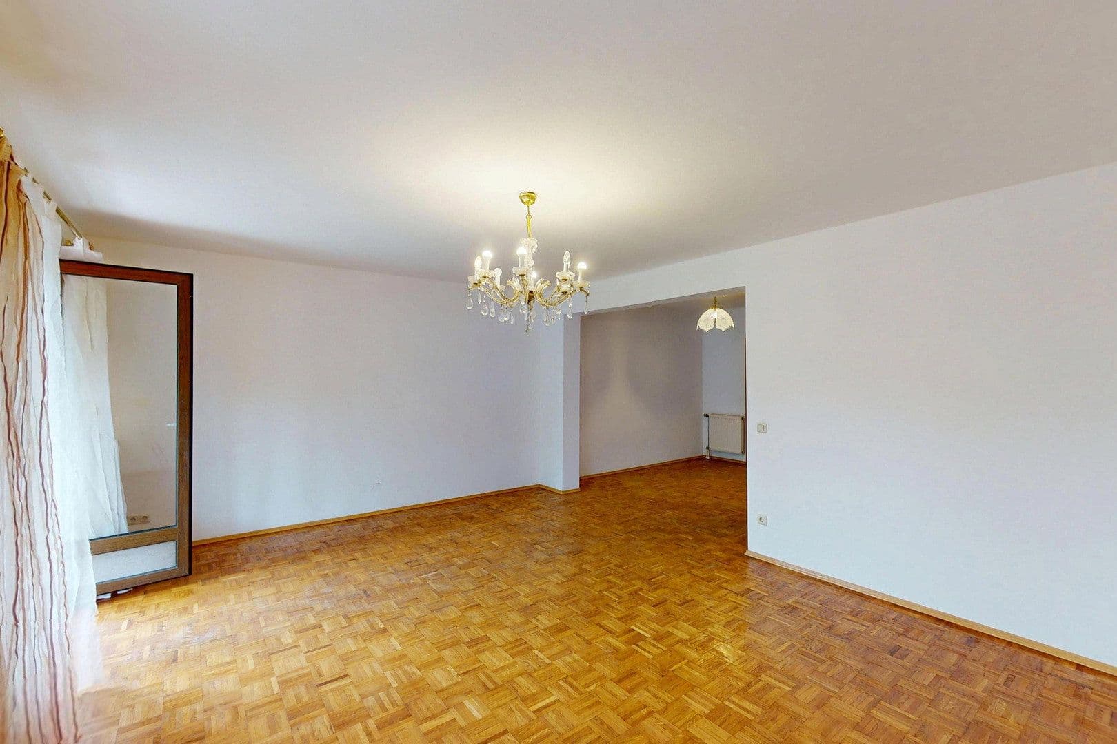 Prodej domu 154 m², pozemek 192 m², Wilhelm-Hoegner-Straße 42, München, Bavorsko Prodej domu 154 m², pozemek 192 m², Wilhelm-Hoegner-Straße 42, München, Bavorsko