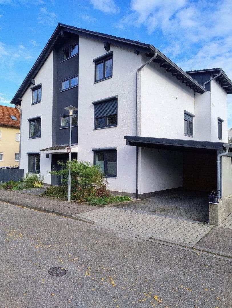 Prodej bytu 4+kk 172 m², Bad Schönborn, Bádensko-Württembersko Prodej bytu 4+kk 172 m², Bad Schönborn, Bádensko-Württembersko