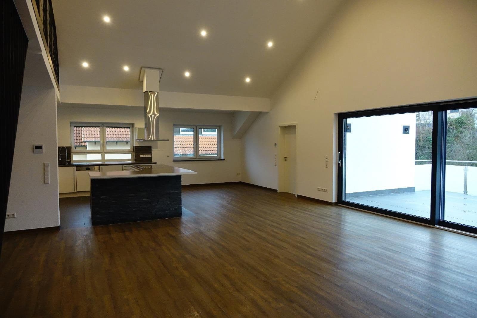 Prodej bytu 4+kk 172 m², Bad Schönborn, Bádensko-Württembersko Prodej bytu 4+kk 172 m², Bad Schönborn, Bádensko-Württembersko