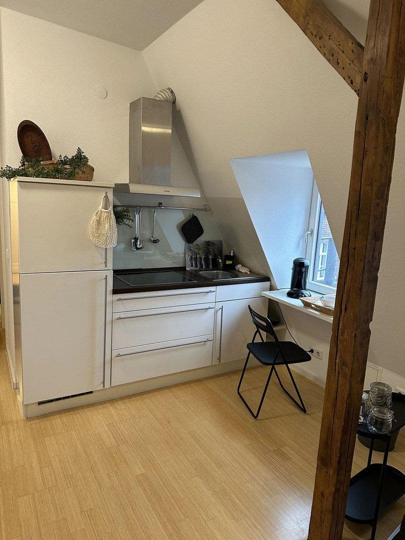 Pronájem bytu 2+1 58 m², Köln, Severní Porýní-Vestfálsko Pronájem bytu 2+1 58 m², Köln, Severní Porýní-Vestfálsko