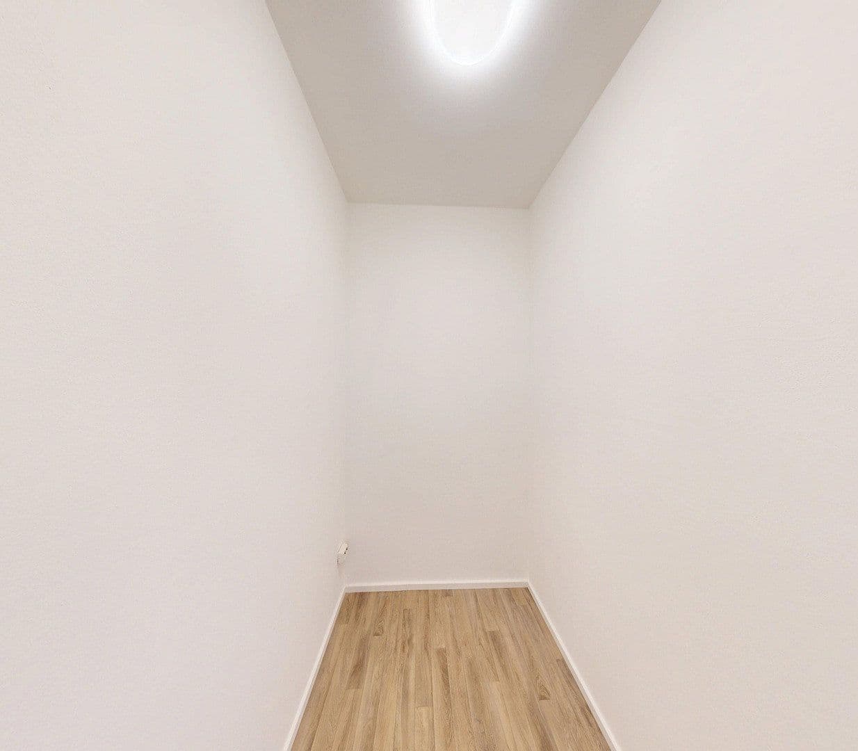 Pronájem bytu 3+1 82 m², Heinrich-Heine-Str. 25, Lohmar, Severní Porýní-Vestfálsko Pronájem bytu 3+1 82 m², Heinrich-Heine-Str. 25, Lohmar, Severní Porýní-Vestfálsko