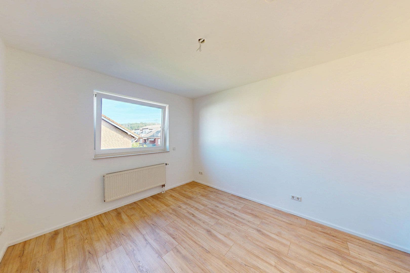 Pronájem bytu 3+1 82 m², Heinrich-Heine-Str. 25, Lohmar, Severní Porýní-Vestfálsko Pronájem bytu 3+1 82 m², Heinrich-Heine-Str. 25, Lohmar, Severní Porýní-Vestfálsko