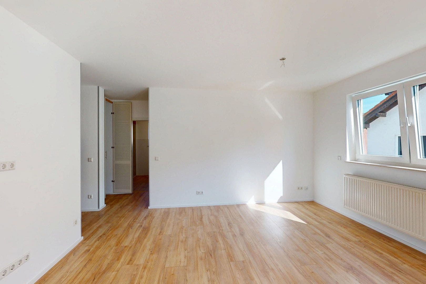Pronájem bytu 3+1 82 m², Heinrich-Heine-Str. 25, Lohmar, Severní Porýní-Vestfálsko Pronájem bytu 3+1 82 m², Heinrich-Heine-Str. 25, Lohmar, Severní Porýní-Vestfálsko