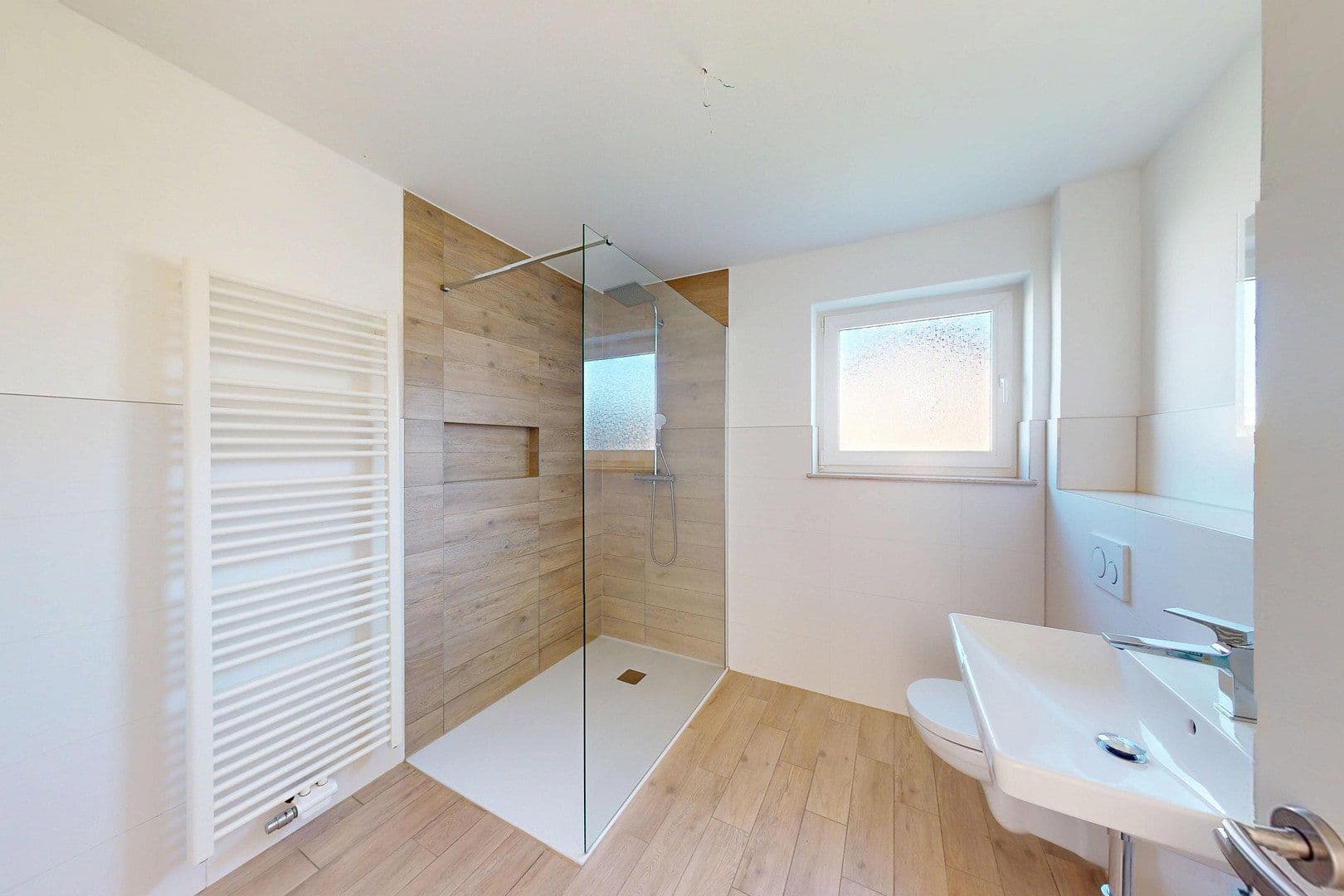 Pronájem bytu 3+1 82 m², Heinrich-Heine-Str. 25, Lohmar, Severní Porýní-Vestfálsko Pronájem bytu 3+1 82 m², Heinrich-Heine-Str. 25, Lohmar, Severní Porýní-Vestfálsko