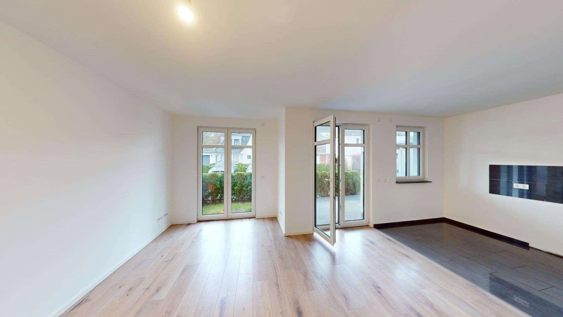Pronájem bytu 3+1 100 m², Triglawstraße 14, Berlin, Berlín Pronájem bytu 3+1 100 m², Triglawstraße 14, Berlin, Berlín
