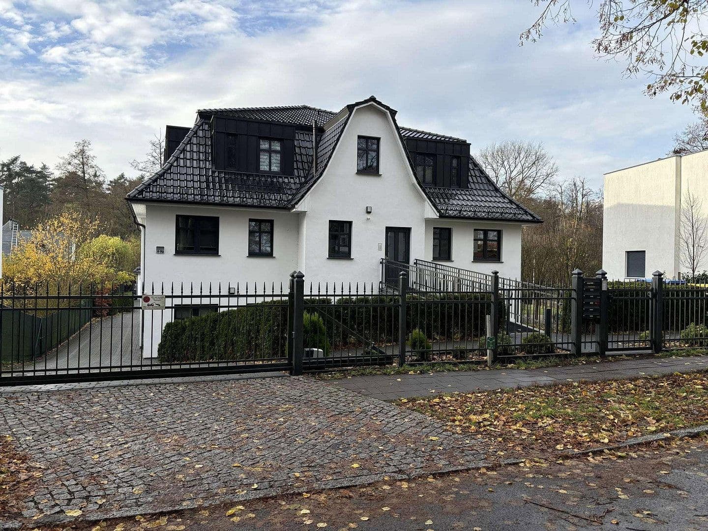 Pronájem bytu 3+1 100 m², Triglawstraße 14, Berlin, Berlín Pronájem bytu 3+1 100 m², Triglawstraße 14, Berlin, Berlín