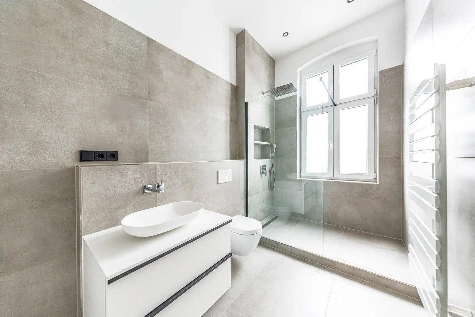 Prodej bytu 2+1 70 m², Stolzenfelsstraße 7, Berlin, Berlín Prodej bytu 2+1 70 m², Stolzenfelsstraße 7, Berlin, Berlín